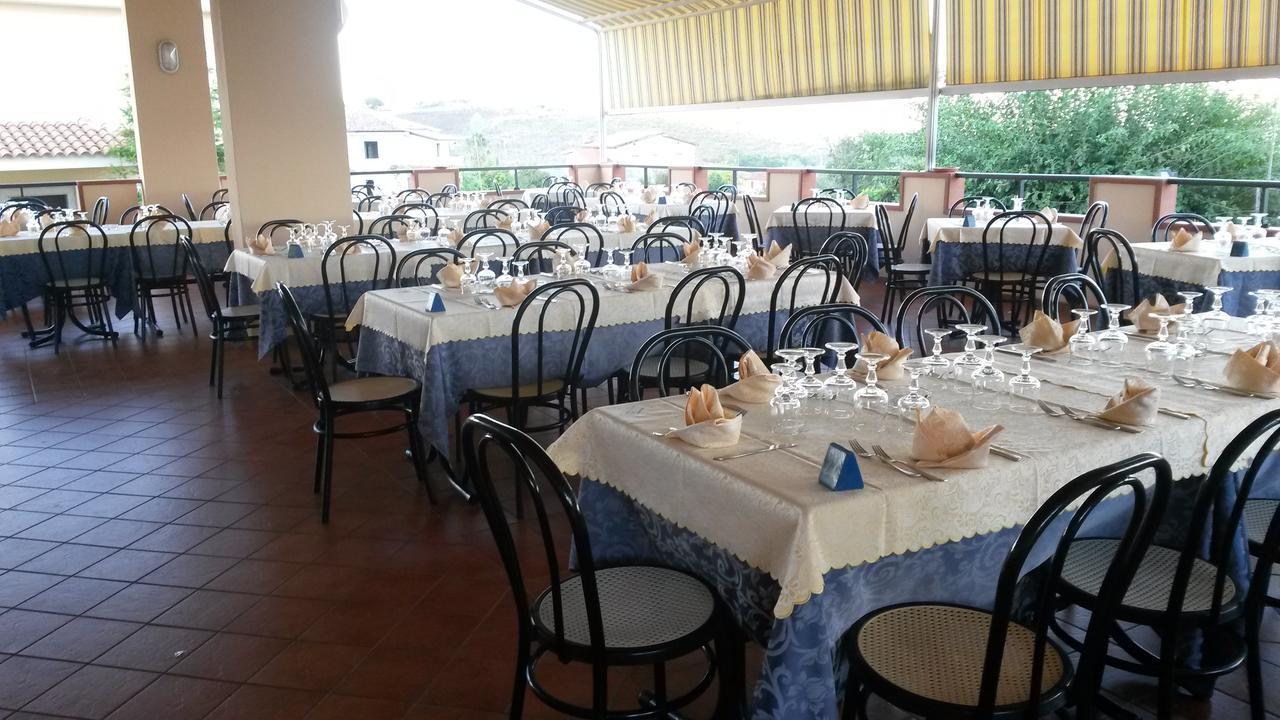 Hotel San Giorgio Сан-Никола-Арчелла Экстерьер фото